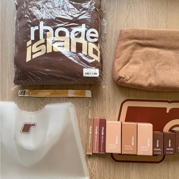 RHODE Tops - RHODE Brown and Tan Logo Sweatshirt